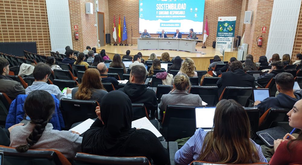 Gloved hands holding a medical shot. 